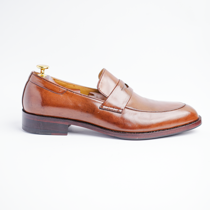 Diplomat - Brown (Blake Stitched)