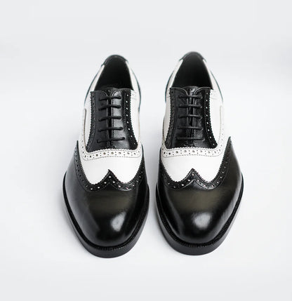 Windsor - Black & White