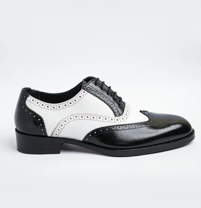 Windsor - Black & White